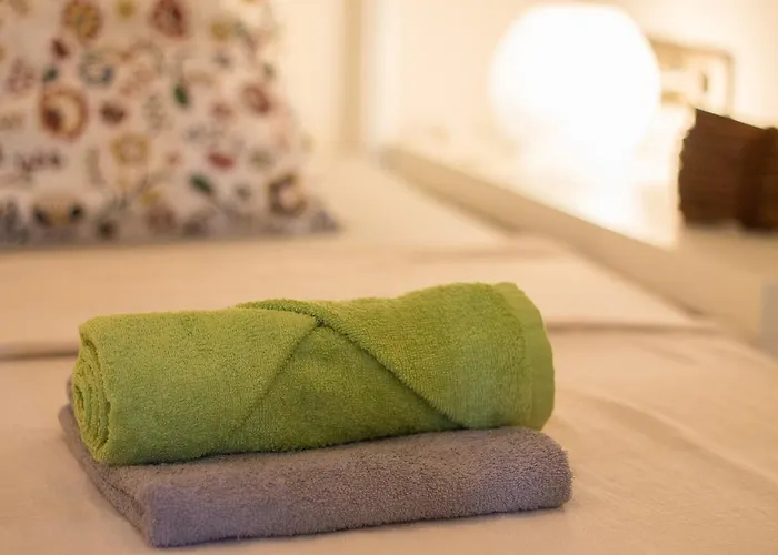 Elmenykoezpont Apartman Velence