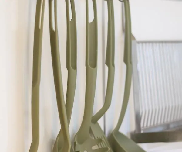 Elmenykoezpont * Velence