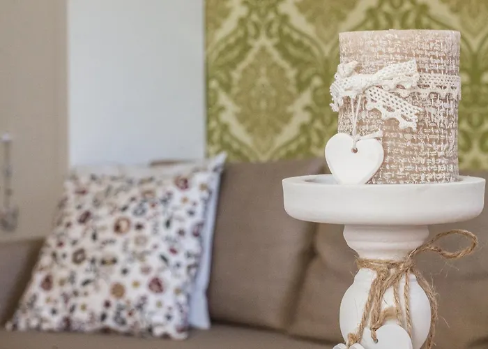 Elmenykoezpont Apartman Velence