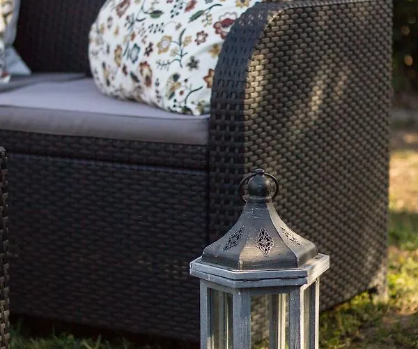 Elmenykoezpont Apartman