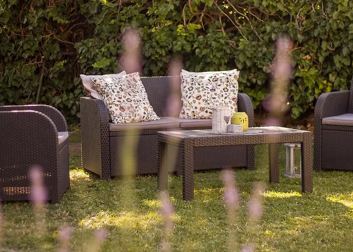 Elmenykoezpont Velence